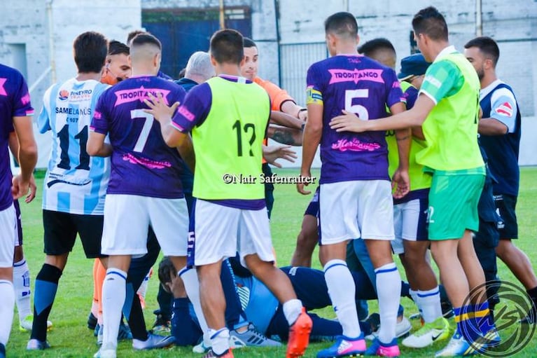 Luis Ventura recibió una brutal golpiza en un partido de fútbol