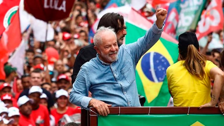 Lula ya tuvo dos mandatos de 2003 a 2010.