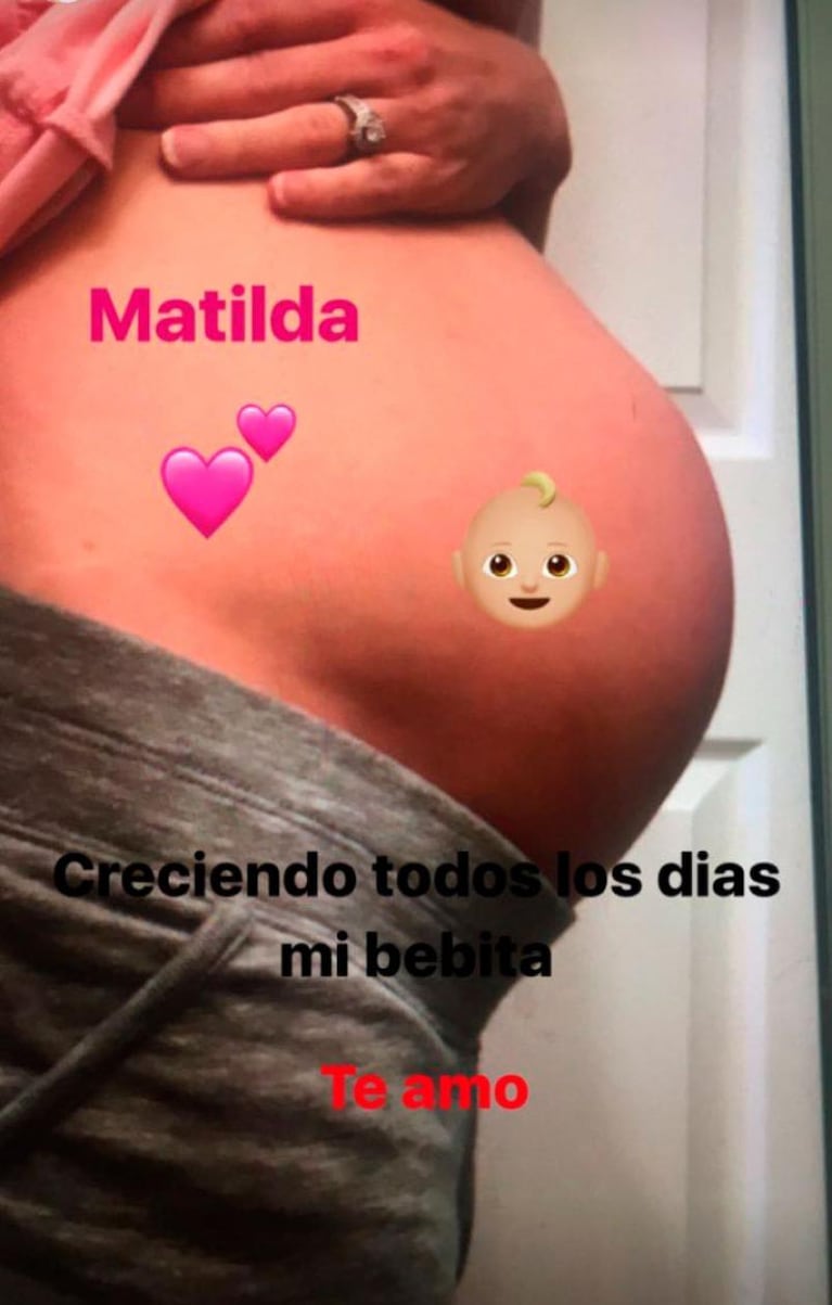 Luli Salazar mostró la pancita de la mujer que lleva a su beba