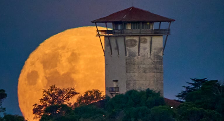Luna en Córdoba. (Matías León)