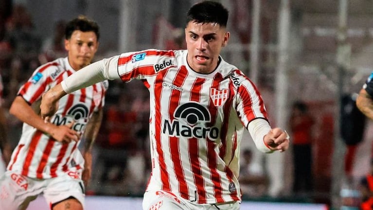 Luna marcó el 2 a 0 en la victoria de Instituto.