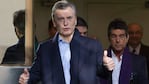 Macri, cuando salió del sanatorio tras operarse de la rodilla.