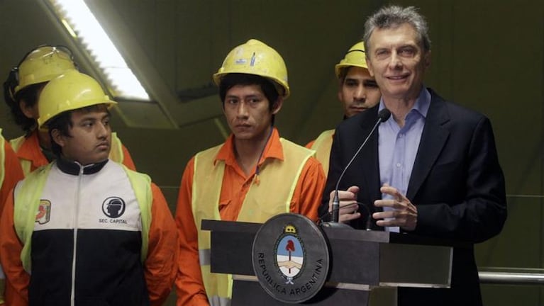 Macri defendió la frase "no andar en remera y en patas"