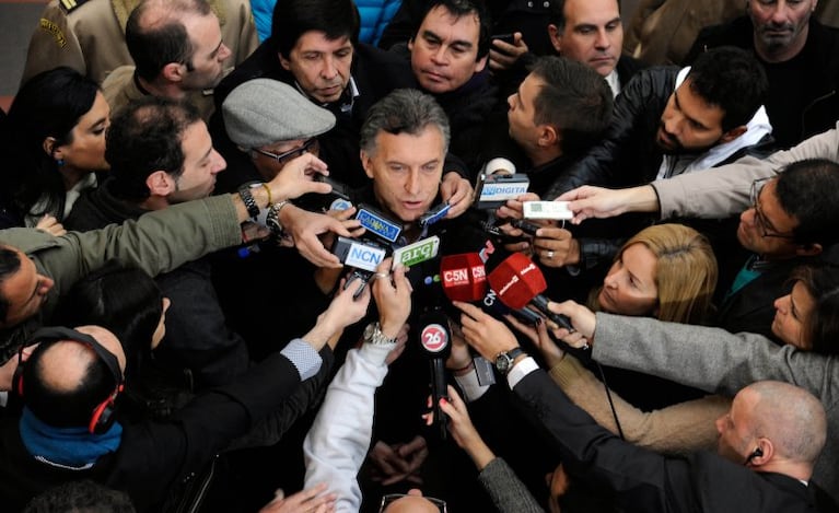 Macri denunció irregularidades con las boletas en el inicio de los comicios.