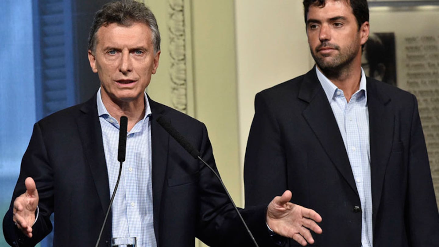 Macri enfrenta reclamos de la oposición tras el anuncio de Basavilbaso.