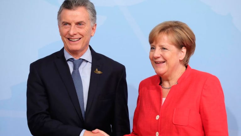 Macri se mostró próximo a Merkel durante la cumbre.