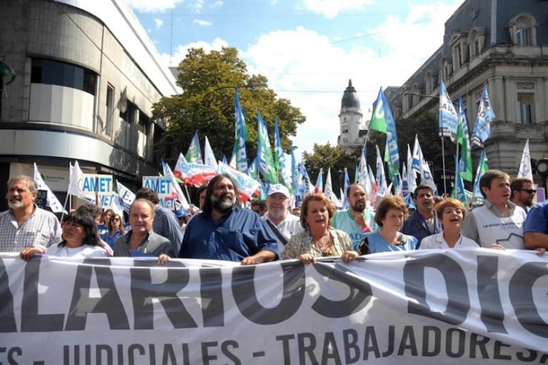 Macri, sobre el paro de la CGT: "No contribuyen a nada, no suman"