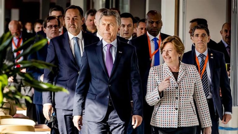 Macri visitó la Corte de La Haya y se reunió con el primer ministro Rutte