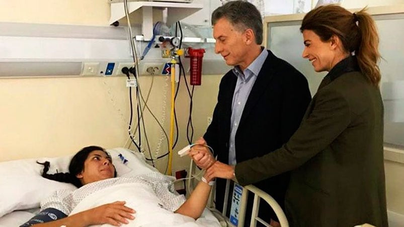 Macri y Awada acompañaron a la agente y también a los compañeros.