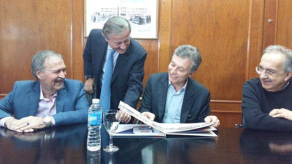 Macri y Schiaretti junto al presidente de Fiat, Cristiano Rattazzi. Foto: Gobierno de Córdoba.