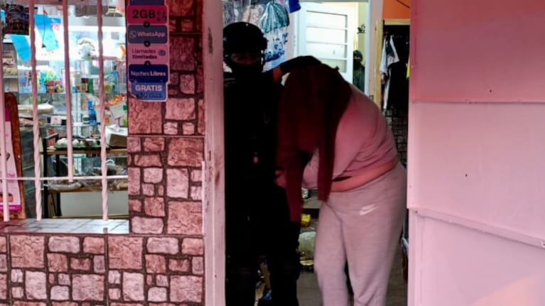 Madre e hija vendían droga en un barrio de Córdoba.
