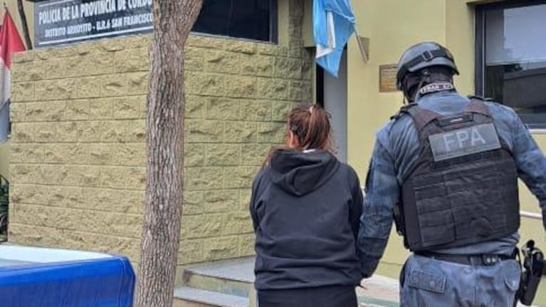 Madre e hijastra cayeron por vender drogas en su casa y como delivery en Córdoba