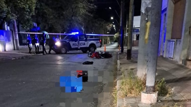 Madrugada trágica: dos jóvenes motociclistas murieron en choques en Córdoba capital