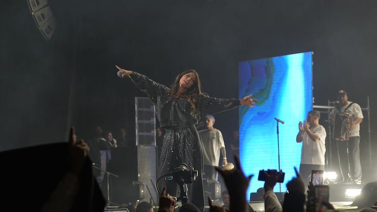 Magui festejó sus 10 años de carrera en Plaza de la Música.