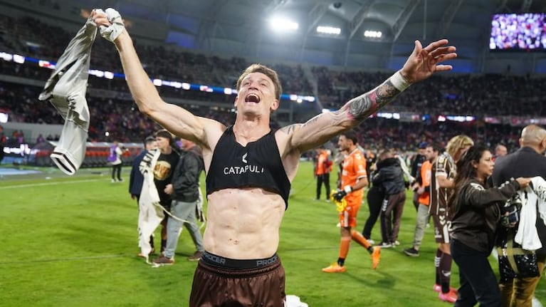 Mainero, mano a mano con El Doce tras ser campeón.