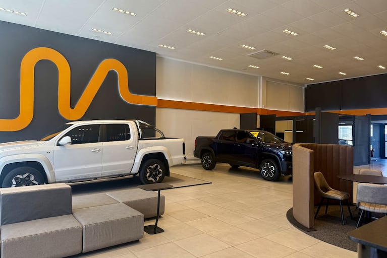 Maipú inaugura un nuevo salón de autos usados en Córdoba