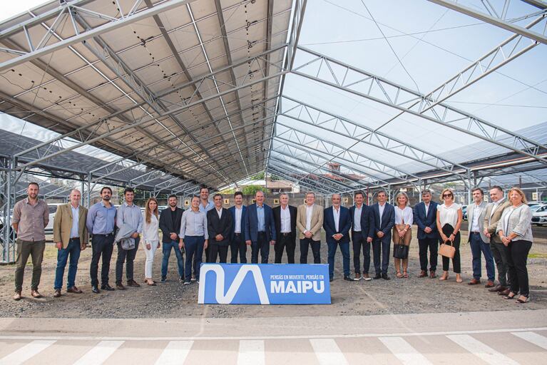 Maipú inauguró el primer parque solar comunitario del sector privado de Argentina