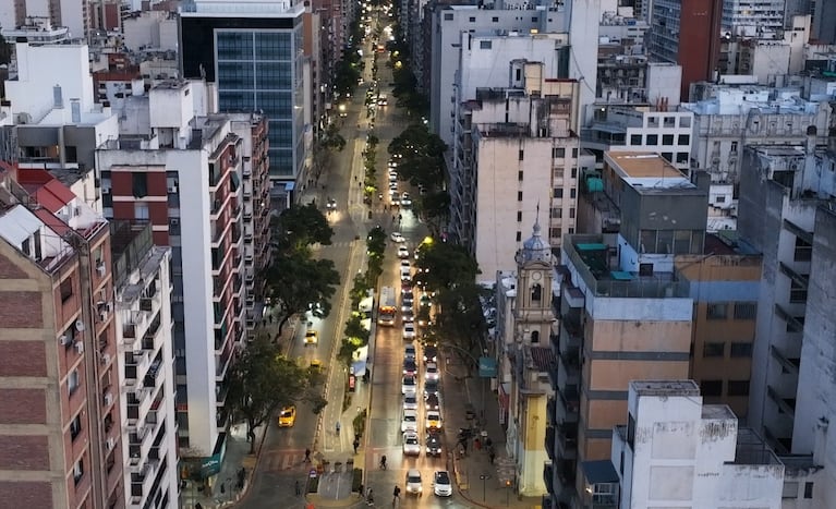 Maipú y Olmos, una de las esquinas neurálgicas de la ciudad.