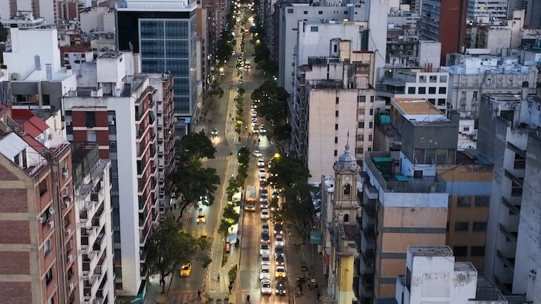 Maipú y Olmos, una de las esquinas neurálgicas de la ciudad.