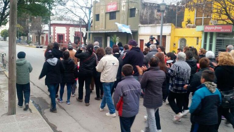 Malagueño: vecinos protestan por intento de secuestro a dos chicas 