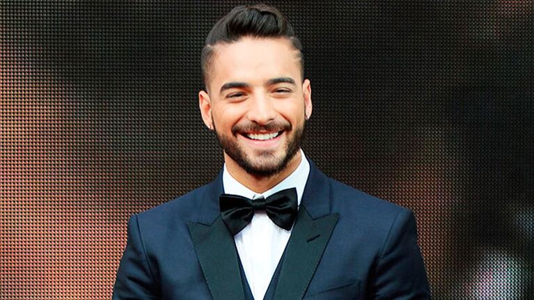 Maluma, pícaro con Marc Anthony y fogoso con su novia.