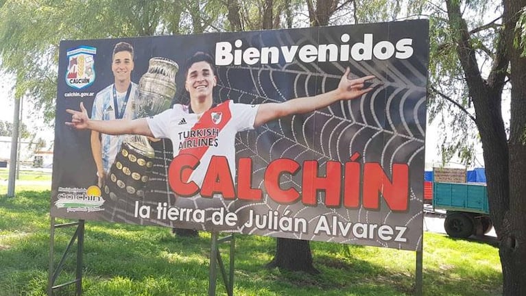 Manchester City se metió en la intimidad de Julián Álvarez: la familia y sus inicios en Calchín