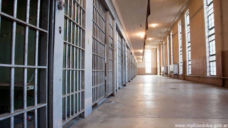 Manejaban una banda narco desde la cárcel de Bouwer y robaban casas: las condenas