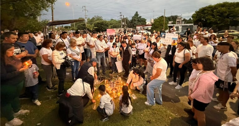 Manifestación para que se haga justicia por la pareja muerta tras ser embestida por una Toyota.