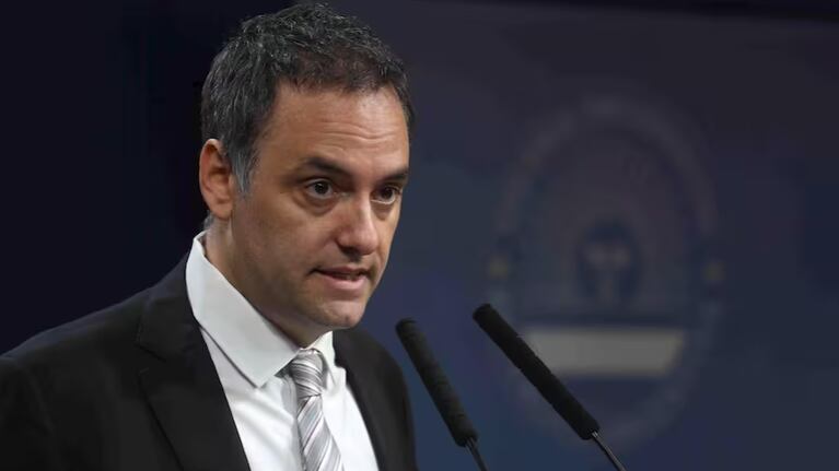 Manuel Adorni anunció el cierre del Inadi y otras instituciones.