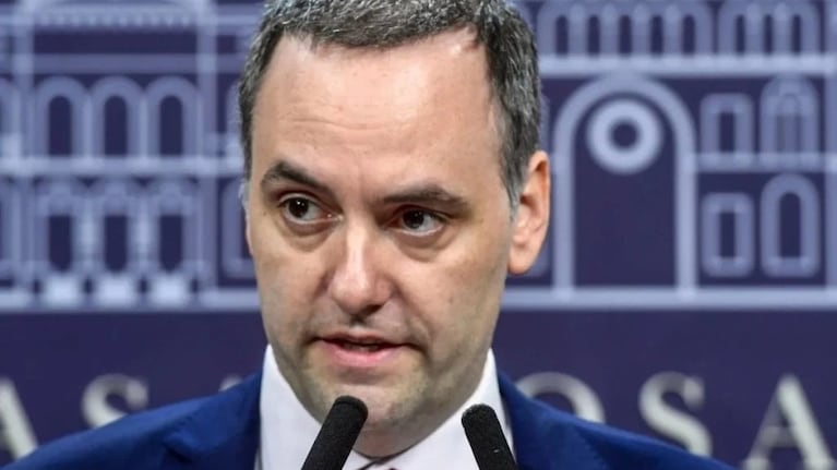 Manuel Adorni, contra los gremialistas.