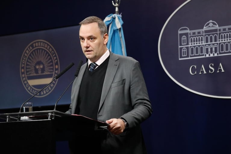 Manuel Adorni integraba el Gabinete desde la asunción de Milei.