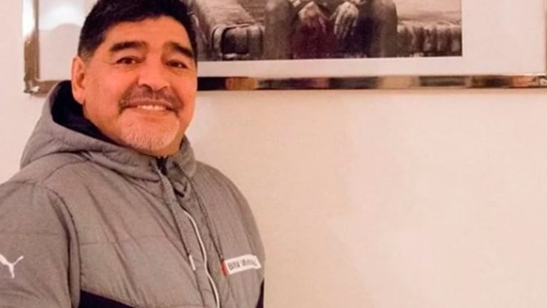 Maradona cada vez más cerca de Gimnasia de La Plata.