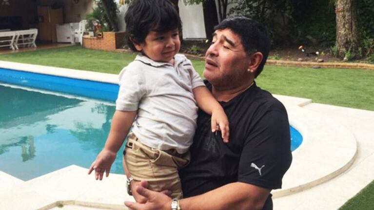 Maradona pidió que cuiden a su "ángel".