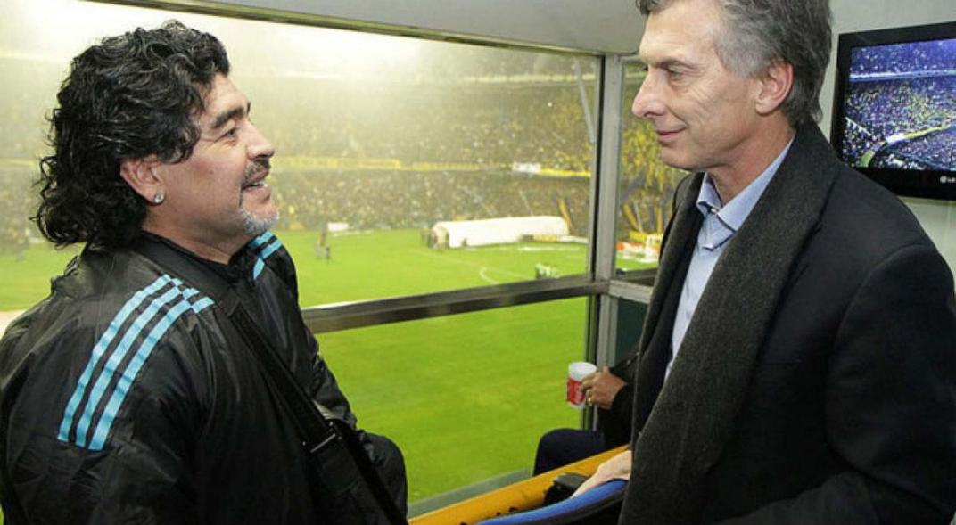 Maradona y Macri.