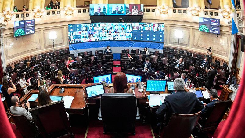 Maratónica sesión en el Senado de la Nación.