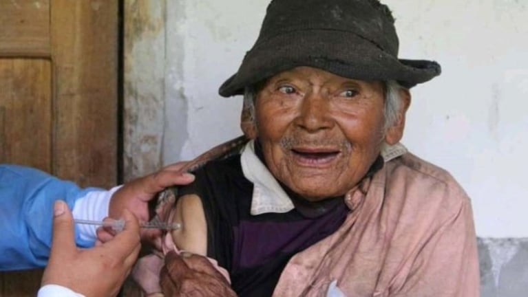 Marcelino Abad, un hombre de 121 años que se hizo viral en Perú.
