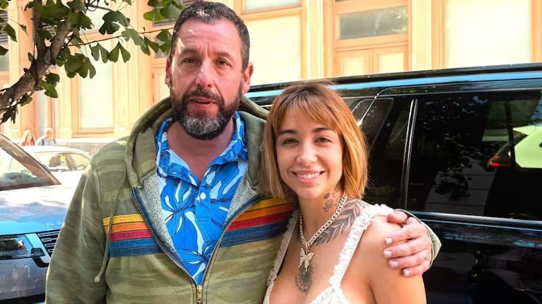 María Becerra conoció a Adam Samdler. (Foto: Captura Instagram /mariabecerra)