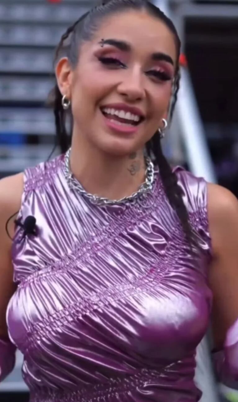 Maria Becerra fue criticada por un vestido.