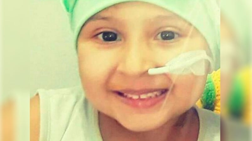 María Camila necesita ayuda para darle batalla al cáncer.