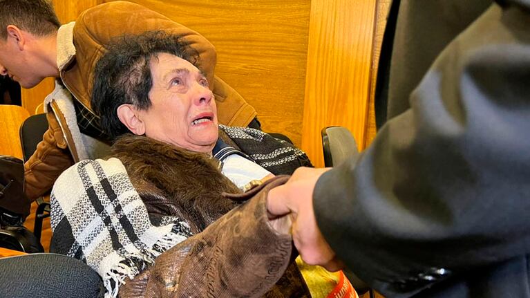 María Elena Patiño lloró al conocerse el fallo de la Justicia. Foto: Andy Ferreyra/ElDoce.