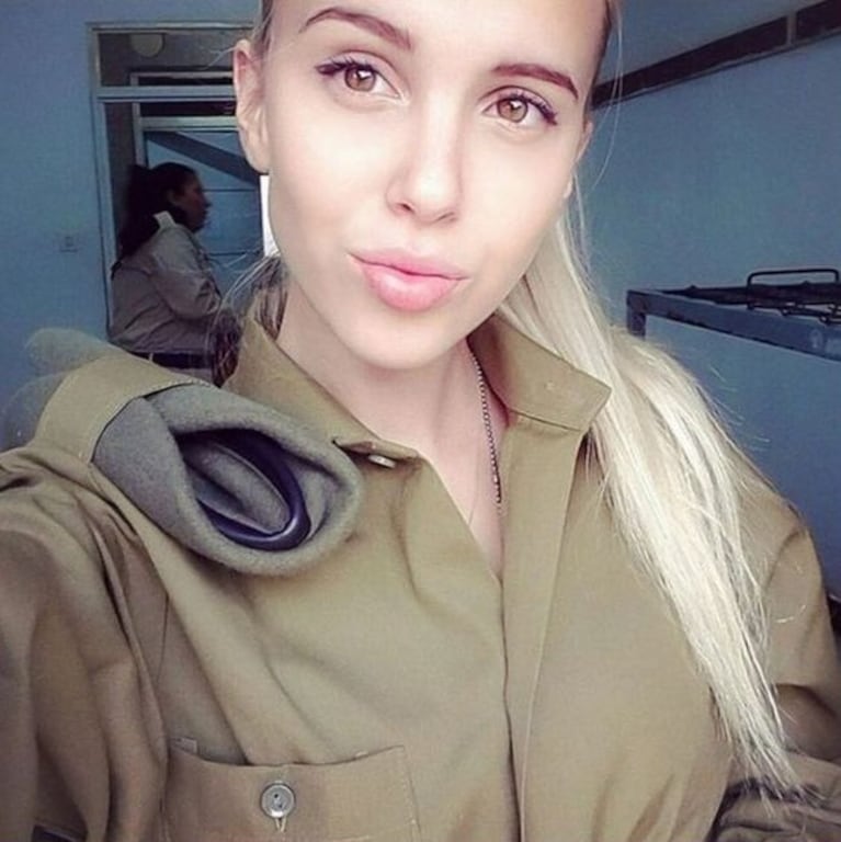 Maria Miri Domark, la soldado israelí que revoluciona las redes.