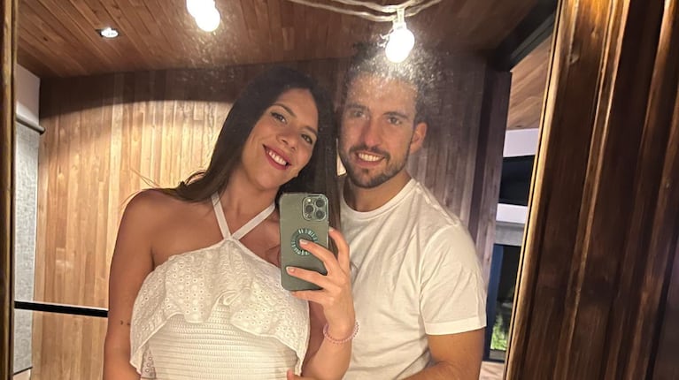 María Sol Messi junto a su pareja, Tuli Arellano.