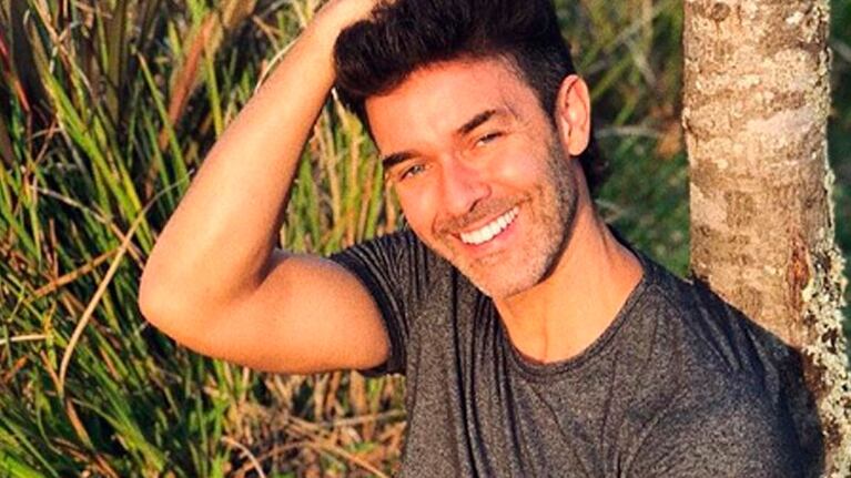 Mariano Martínez y un tatuaje gigante en su cuerpo.