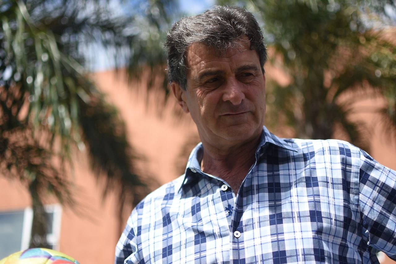 Mario Kempes presentó su autobiografía en Córdoba.