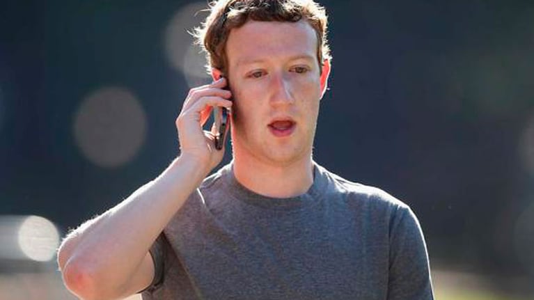 Mark Zuckerberg a pesar del derrumbe de las acciones sigue siendo la quinta fortuna del mundo.