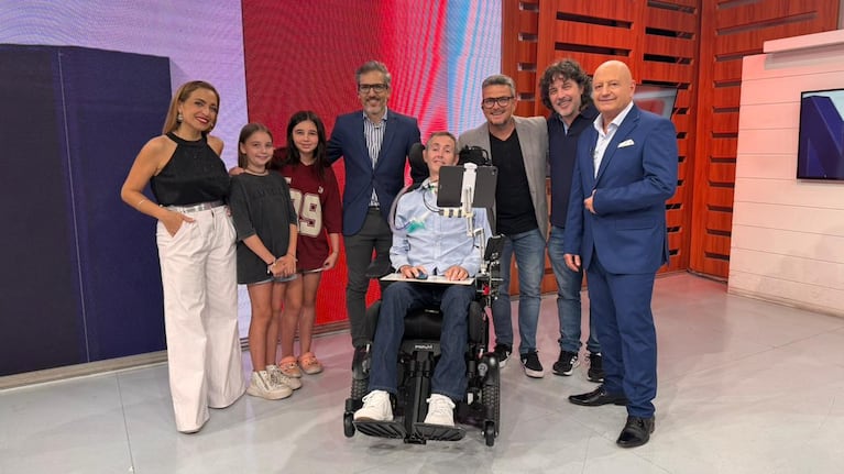 Martín Bedouret visitó Noticiero Doce y contó su emotiva historia.