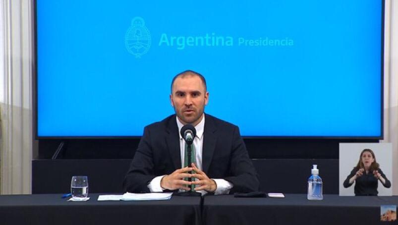 Martín Guzmán encabezó la conferencia de prensa desde Casa Rosada.