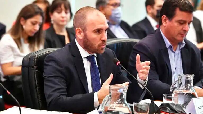 Martín Guzmán presentó la ley del Presupuesto 2022 en Diputados.