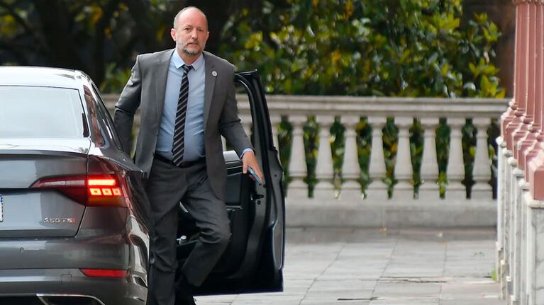 Martín Insaurralde protagonizó un escándalo en medio de la campaña electoral.