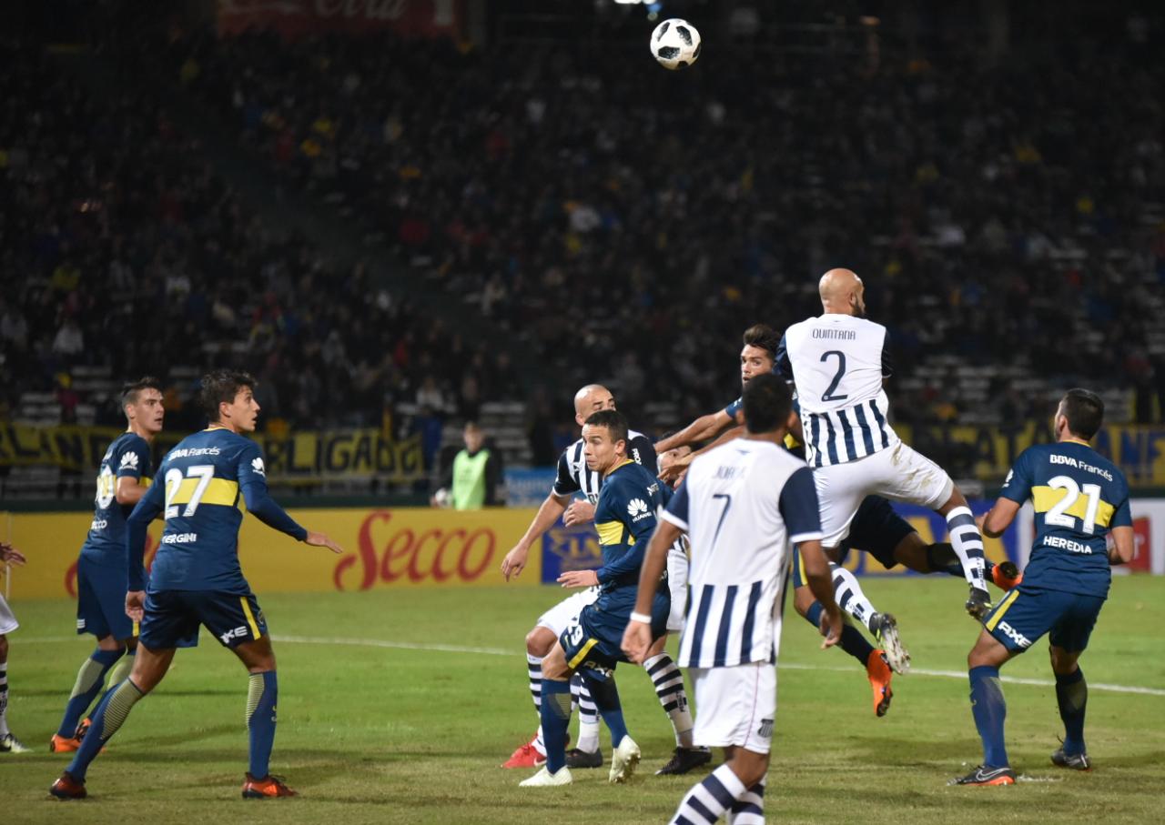 Más allá del resultado, se vivió una fiesta del fútbol en el Kempes. Foto: Lucio Casalla / ElDoce.tv